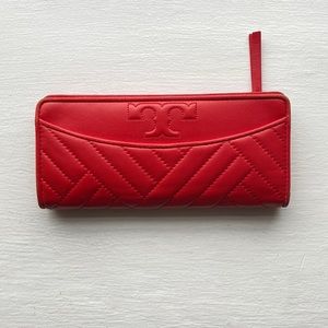 Tory Burch wallet
